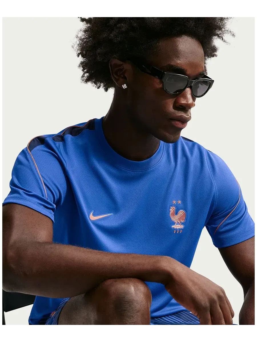 Футболка Nike FFF Strike с коротким рукавом и технологией Dri-FIT, Slim Fit — изображение 3 из 5