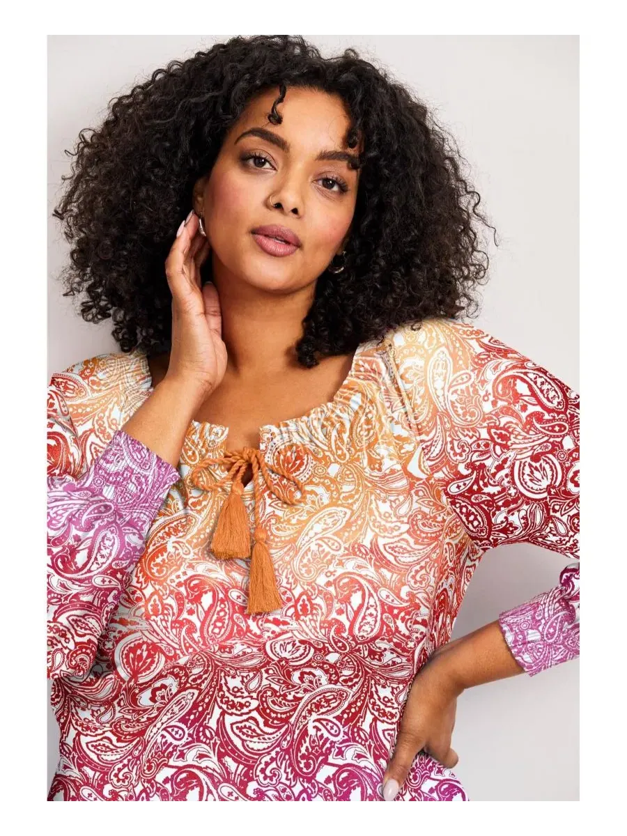Блуза с омбре-принтом пейсли, с завязками, бренд AVENUE, Warm Ombre Paisley — изображение 2 из 3