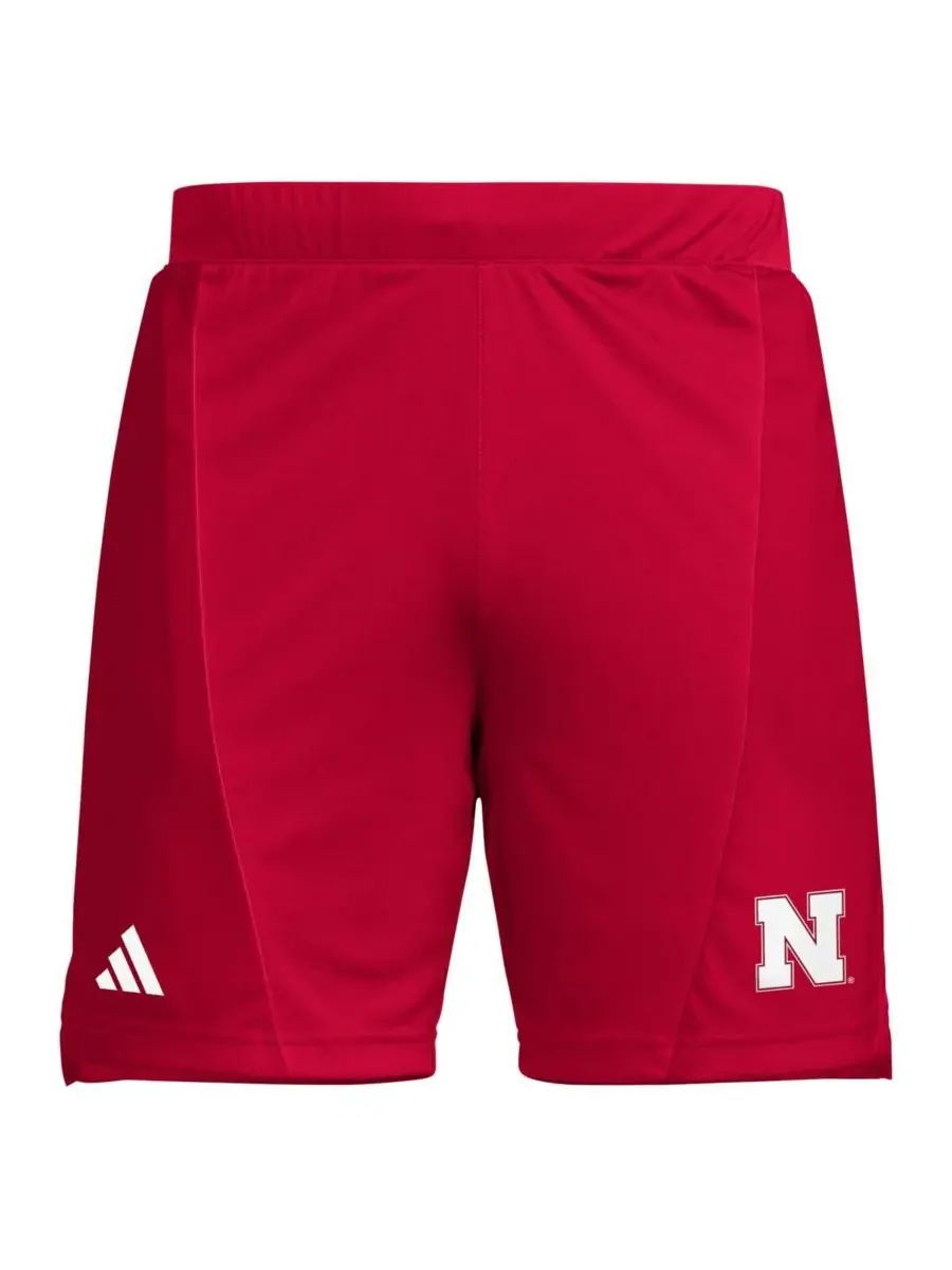 Мужские алые шорты Nebraska Huskers, разработанные для тренировок, 7 дюймов AEROREADY Adidas — изображение 3 из 3, алый