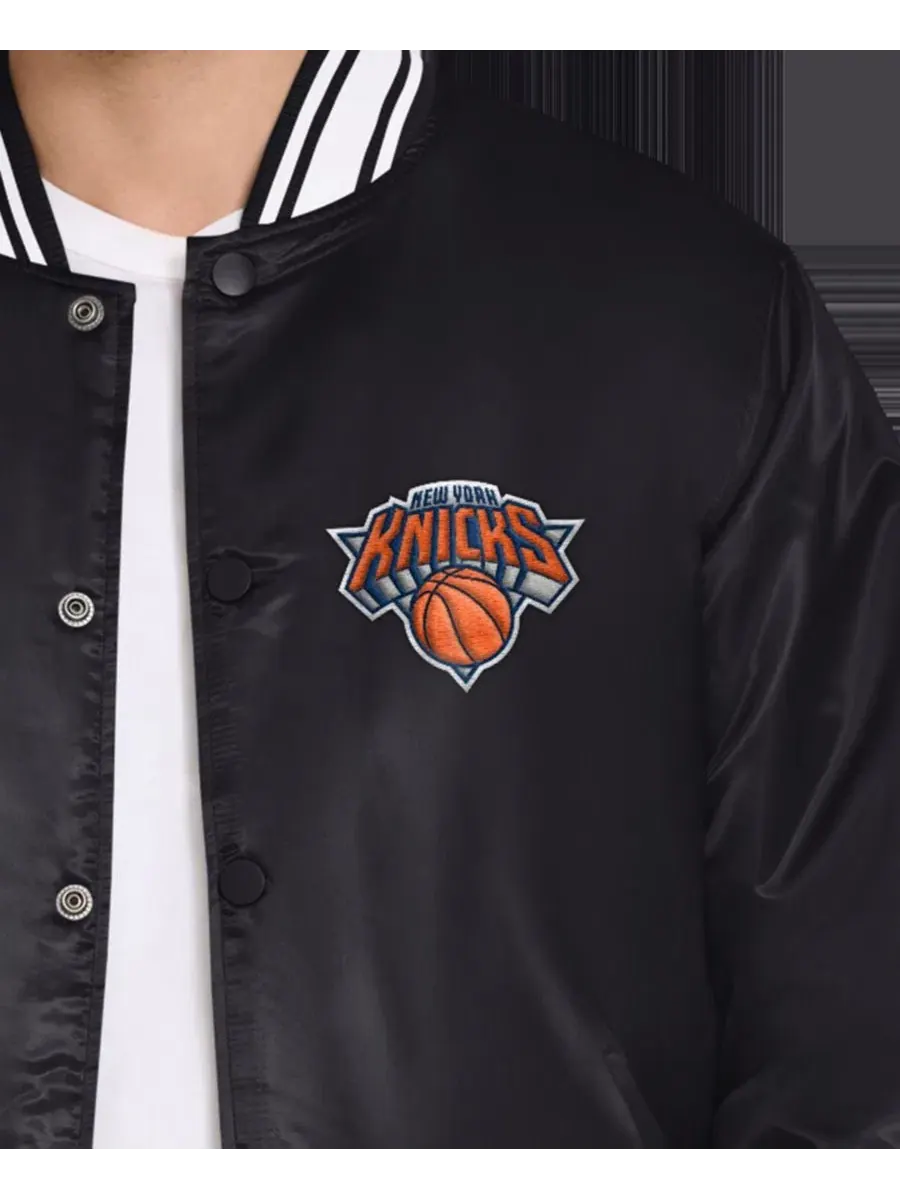 Куртка-ветровка сатиновая с принтом Final Buzzer Satin Varsity Full-Snap Starter — изображение 4 из 4, черный
