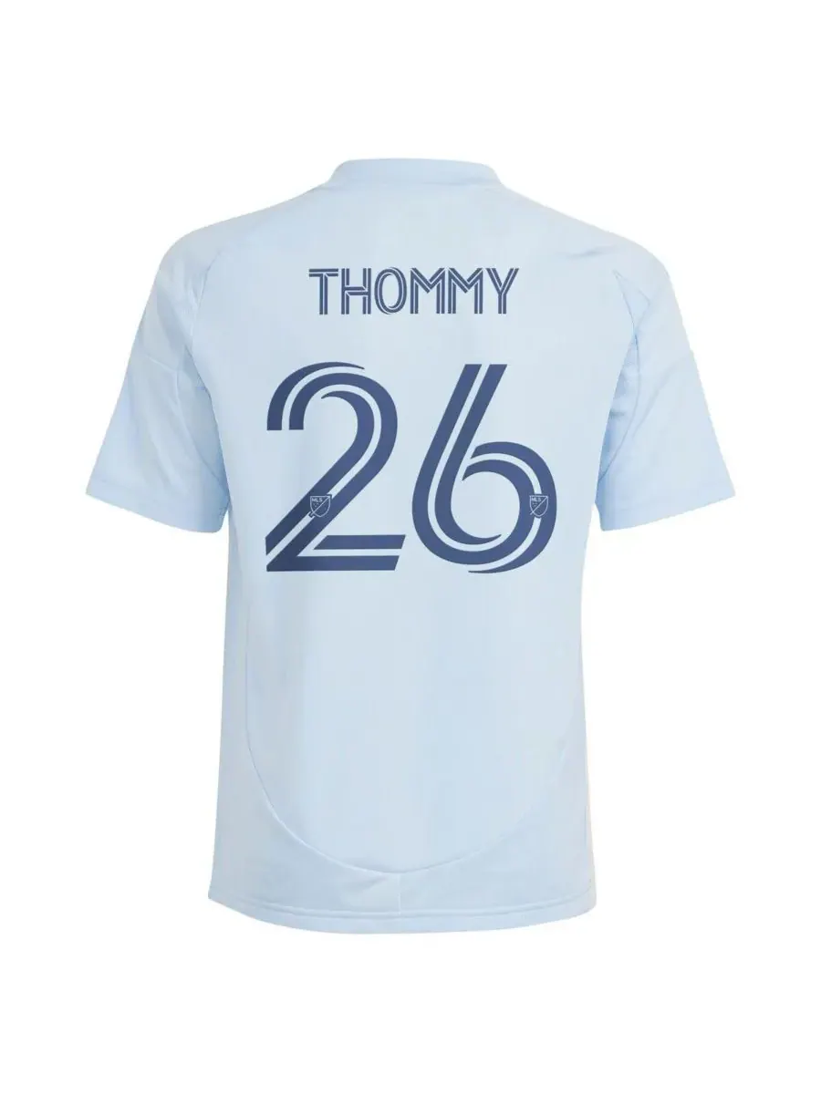 Adidas Детская футболка Эрика Томми, светло-голубая, Sporting Kansas City 2025 One KC Replica — изображение 2 из 3