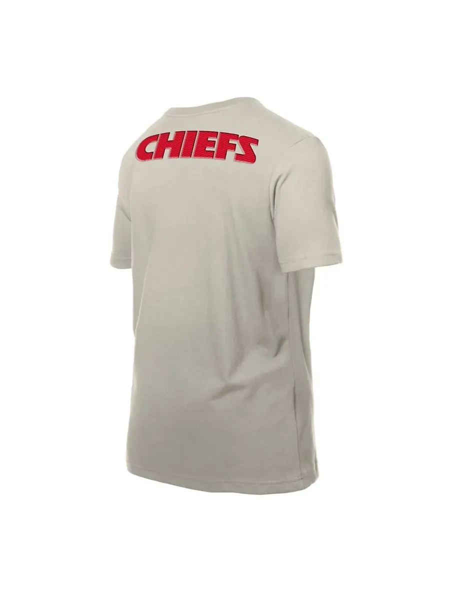 New Era Мужская светло-бежевая футболка Kansas City Chiefs с несколькими нашивками — изображение 2 из 3, светлый бежевый