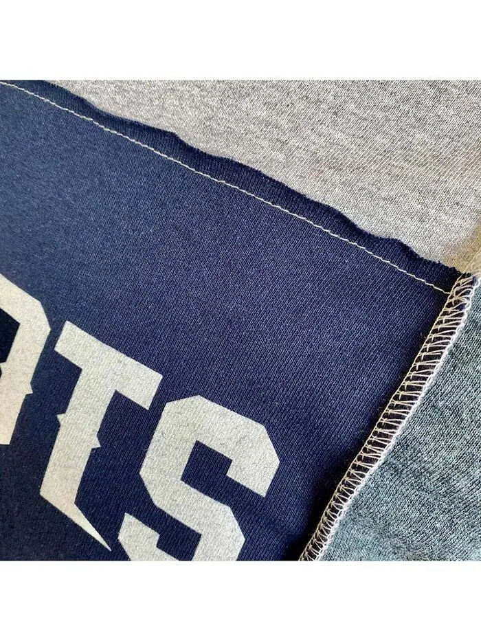 Мужская серая футболка с разрезом New England Patriots Refried Apparel — изображение 3 из 3, серый