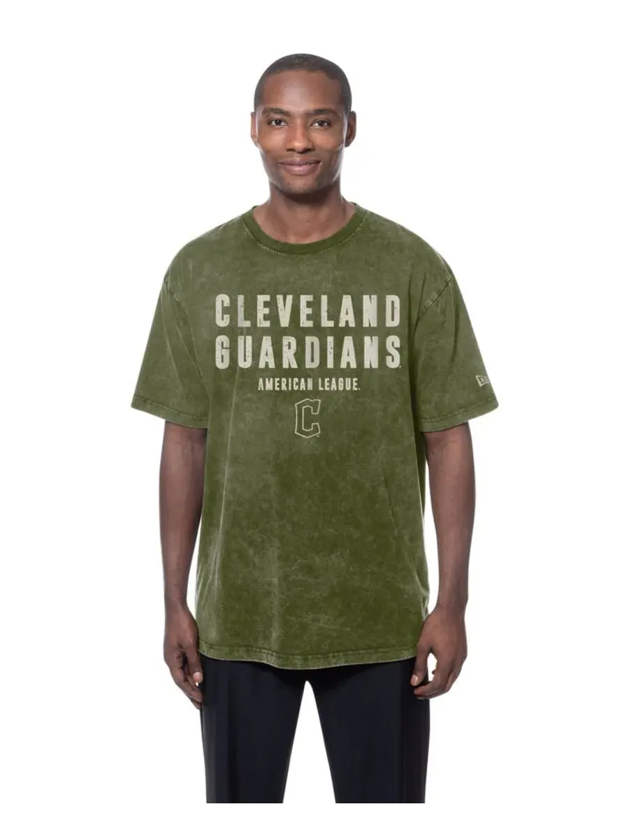 Футболка с принтом Cleveland Guardians 2026 Armed Forces Day New Era