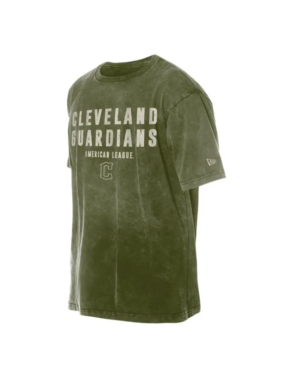 Футболка с принтом Cleveland Guardians 2026 Armed Forces Day New Era — изображение 3 из 4, оливковый