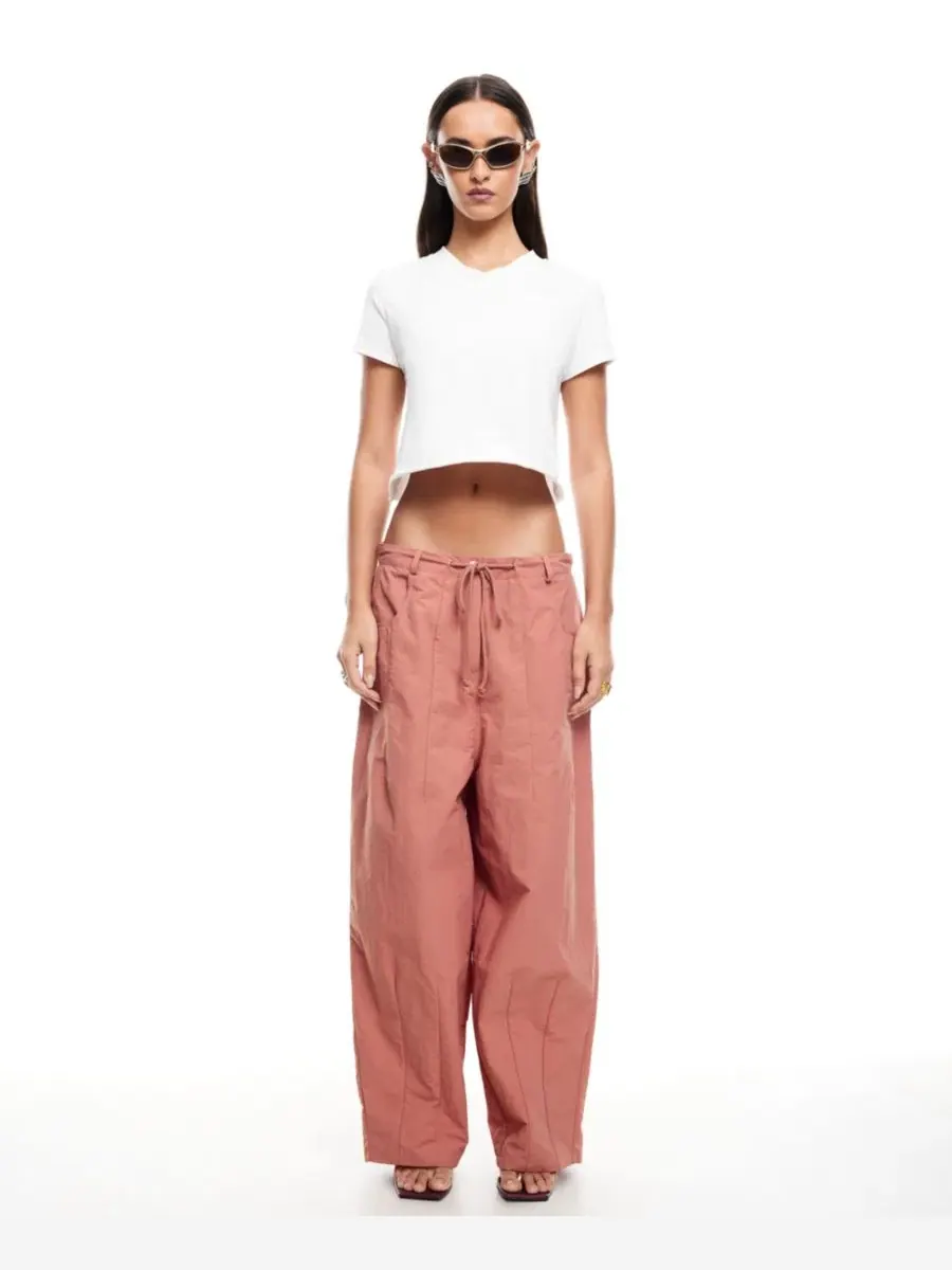 Женские брюки с заниженной посадкой и застежкой-молнией Lioness Riptide Pants, Mocha Mousse