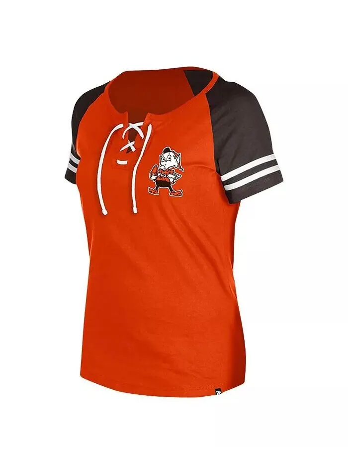 Женская оранжевая футболка Cleveland Browns Throwback Lace-Up Raglan New Era — изображение 2 из 3