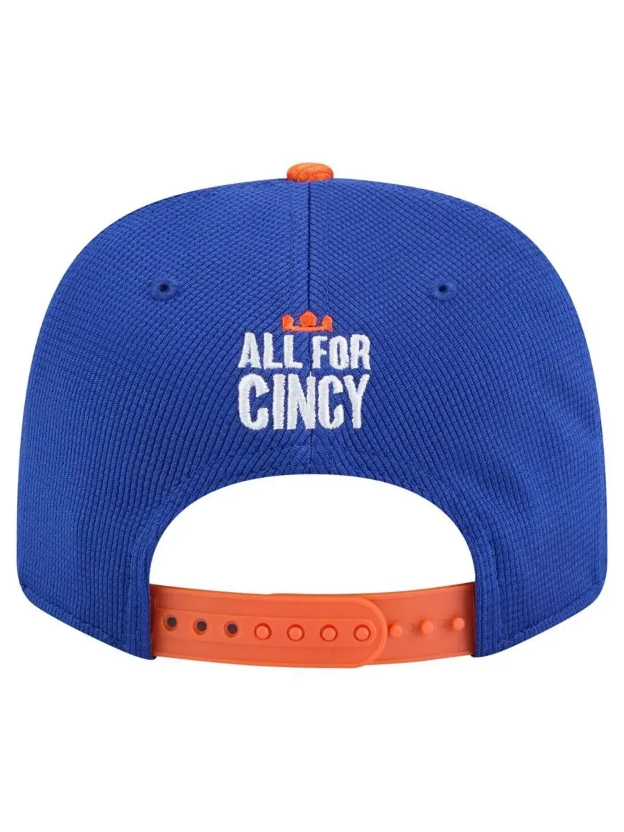 New Era Мужская сине-оранжевая футболка FC Cincinnati 2025 с застежкой-липучкой 9SEVENTY — изображение 4 из 5