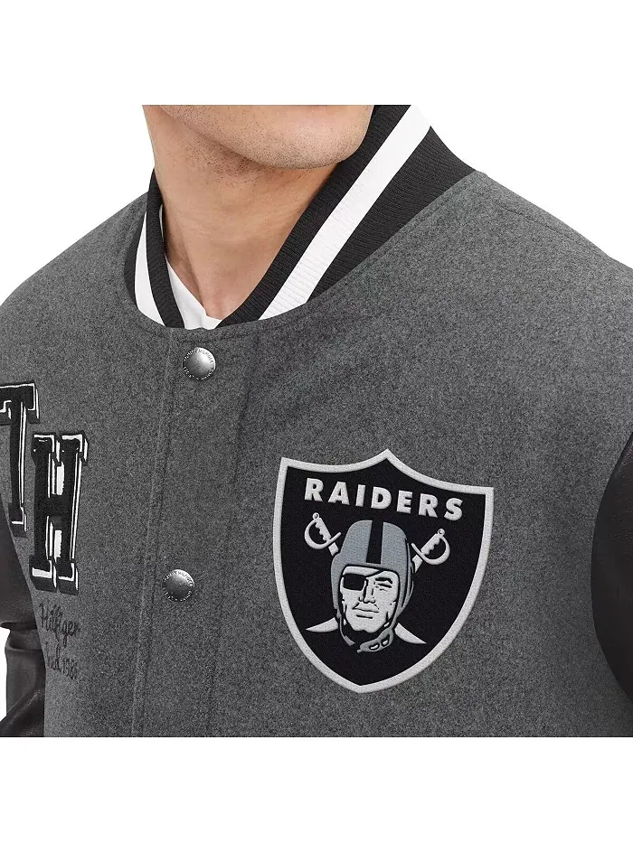 Мужская ворсованная серая и черная куртка-варенка с молнией Las Vegas Raiders Gunner Tommy Hilfiger — изображение 3 из 3