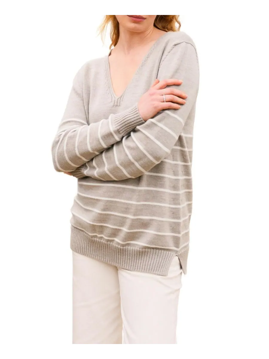 Женский свитер из мериносовой шерсти с V-образным вырезом Celtic & Co, Oatmeal ecru stripe — изображение 5 из 5