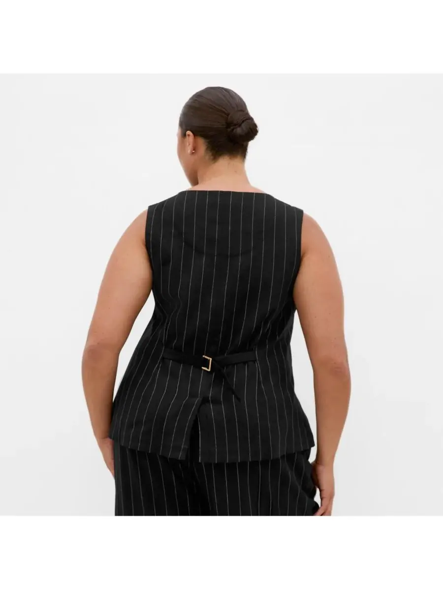 Женский жилет больших размеров в полоску "Келли" CITY CHIC, Blk Pinstripe — изображение 3 из 5