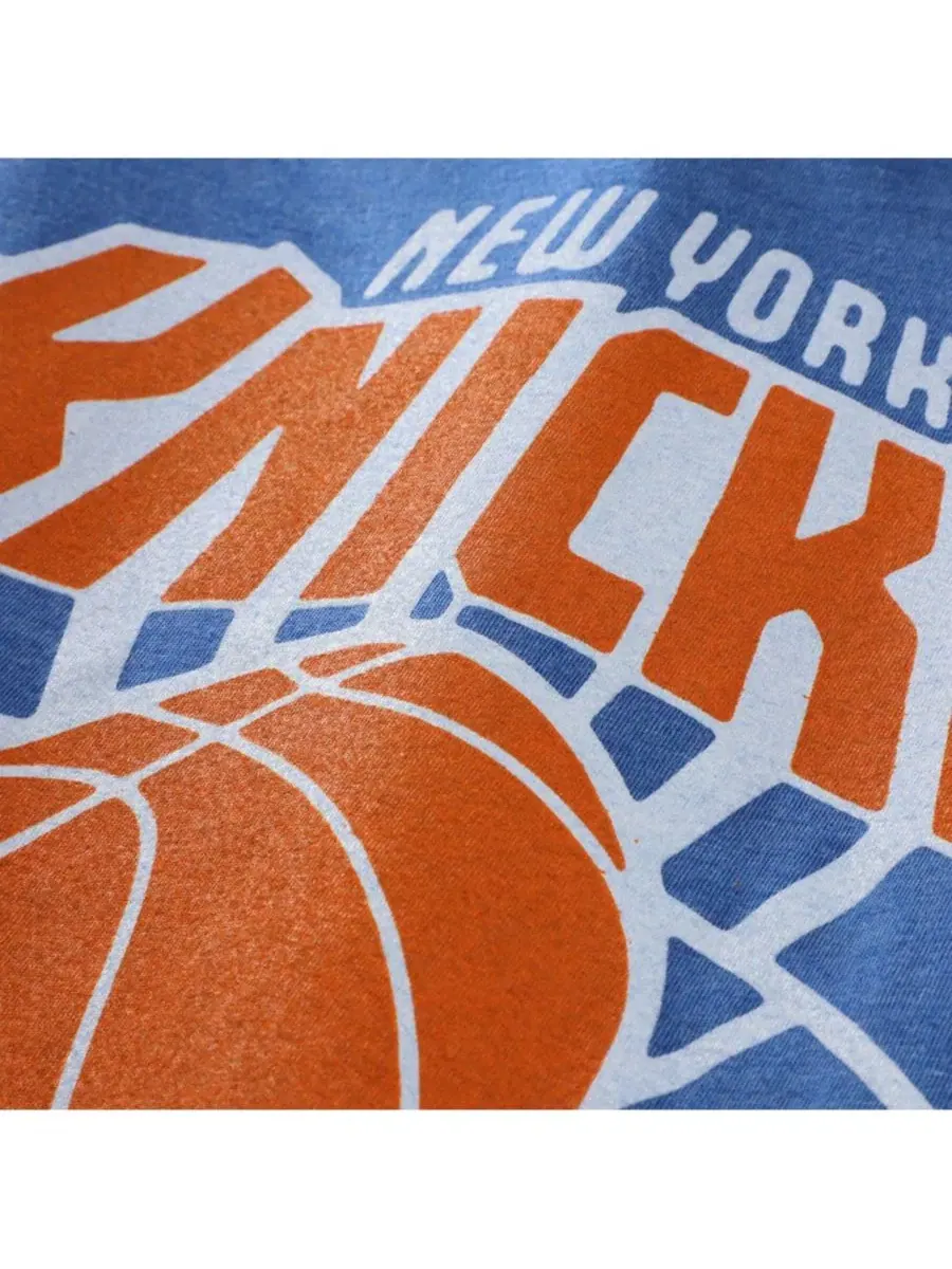 Футболка с принтом Logo Tri-Blend New York Knicks Homage — изображение 3 из 3, синий