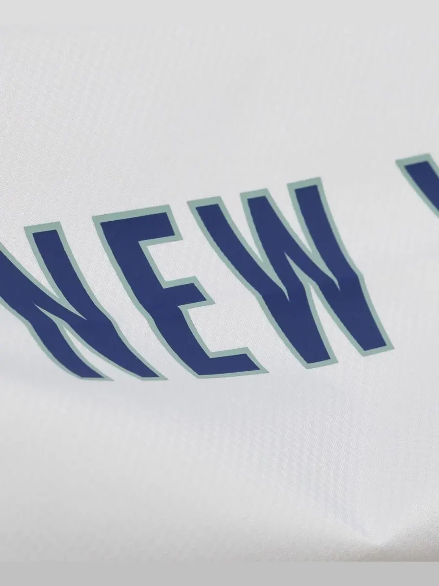 Ветровка с капюшоном и полноценными кнопками Yacht Rock New York Yankees Mitchell & Ness — изображение 4 из 5, белый