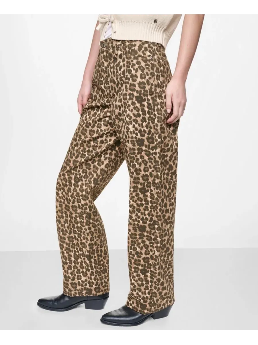 Джинсы прямого кроя с принтом Animal Print DKNY Jeans, Woodsmoke Leopard Pr — изображение 3 из 4