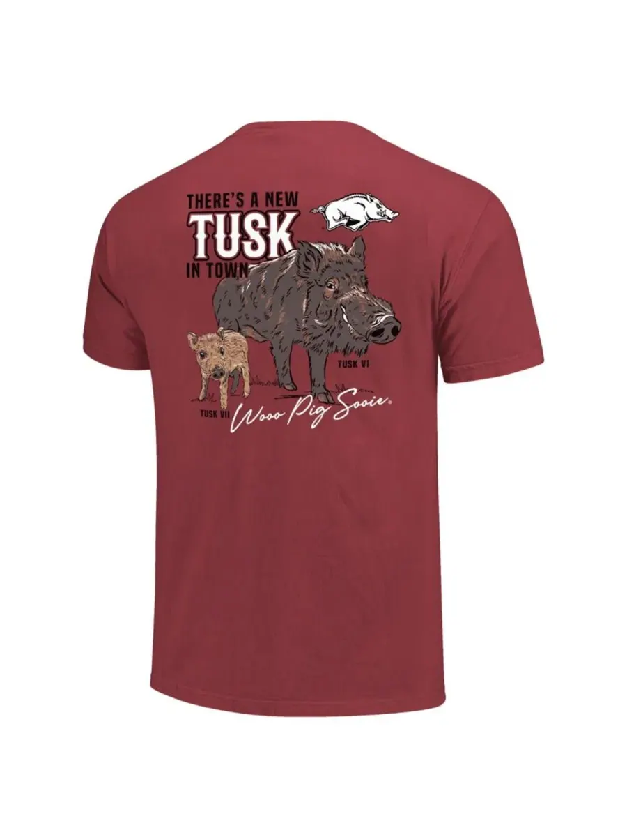 Футболка с принтом New Tusk in Town Image One — изображение 2 из 3, красный