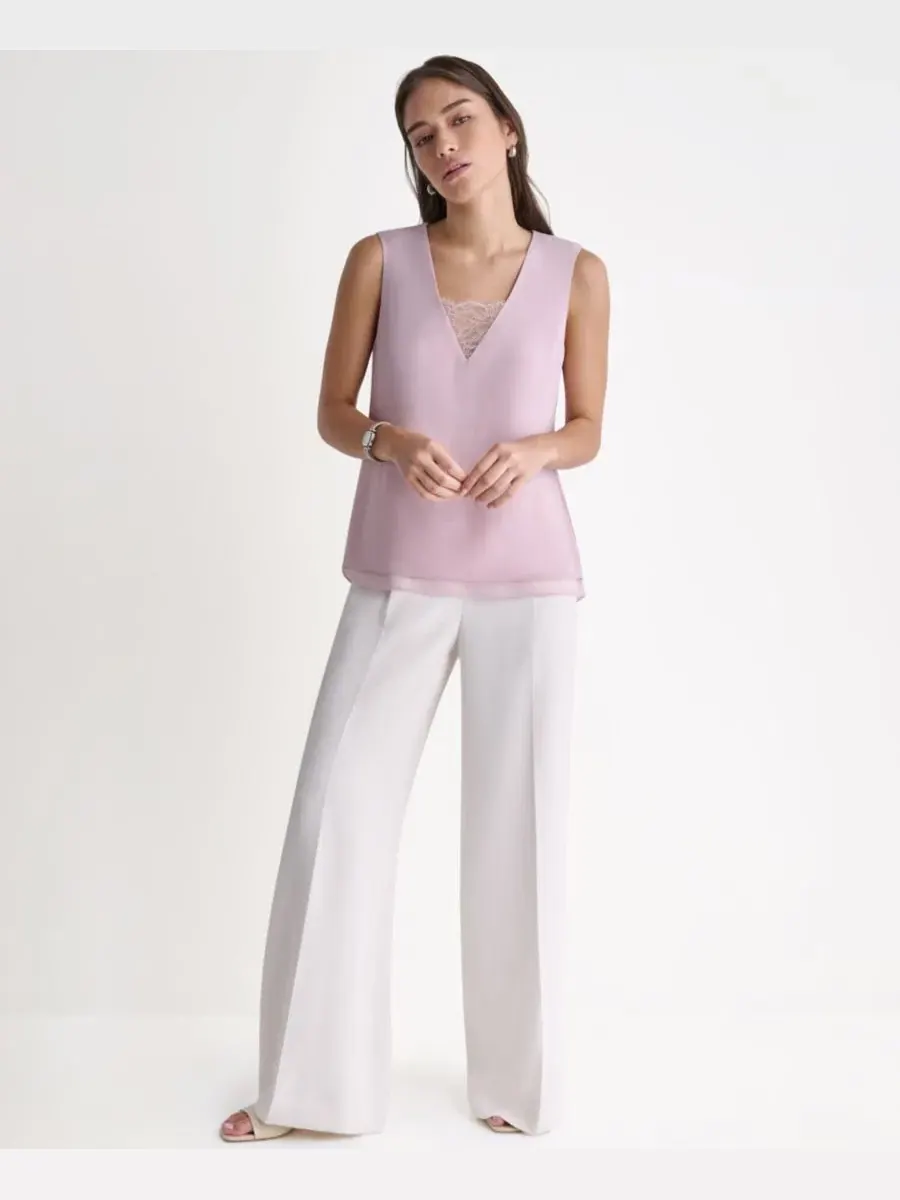 Блуза без рукавов с V-образным вырезом BCBG, Rosette Veil — изображение 2 из 8