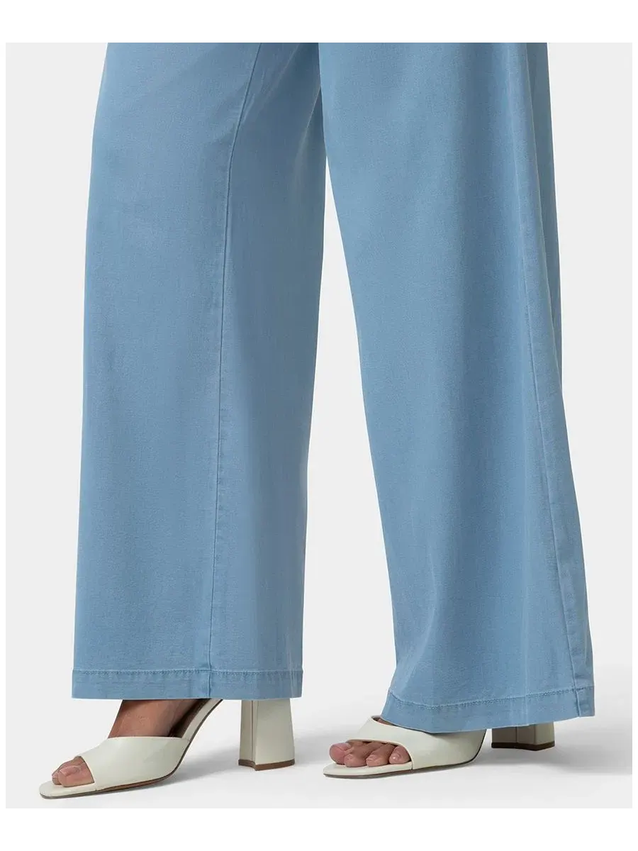 Брюки-палаццо из денима Fluid Denim Palazzo Pant Hue, Chambray Wash — изображение 5 из 7