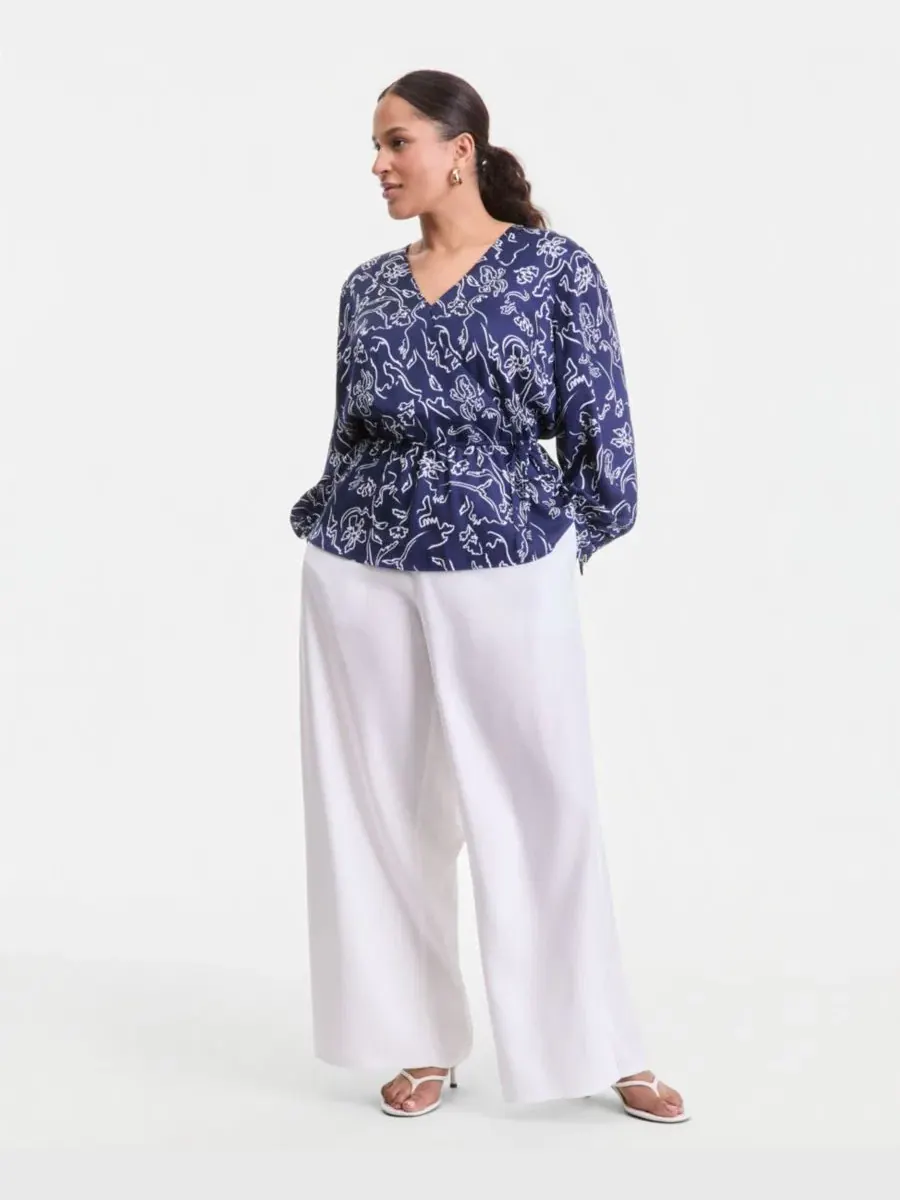 Блуза с принтом и пеплумом Plus Size I.N.C. International Concepts, Leyla Abstract — изображение 3 из 4
