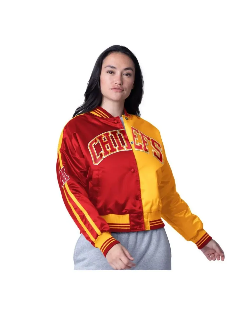 Starter Женская укороченная атласная куртка Kansas City Chiefs Zone Blitz с застежкой на кнопках