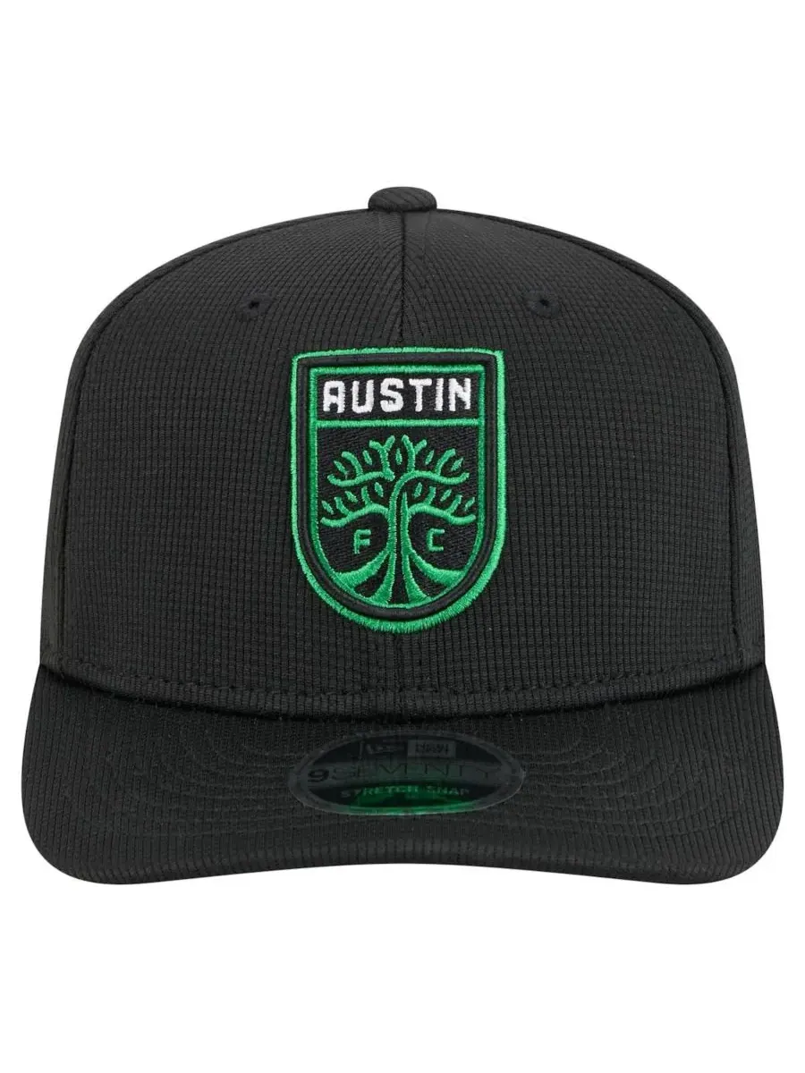 New Era Мужская черная футболка Austin FC 2025 с застежкой-липучкой 9SEVENTY — изображение 2 из 5, черный