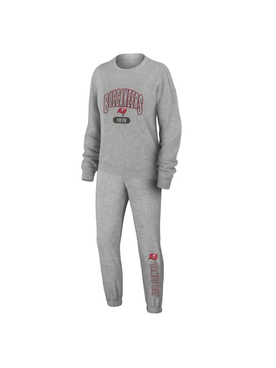 Комплект из футболки и брюк с принтом Tampa Bay Buccaneers WEAR by Erin Andrews
