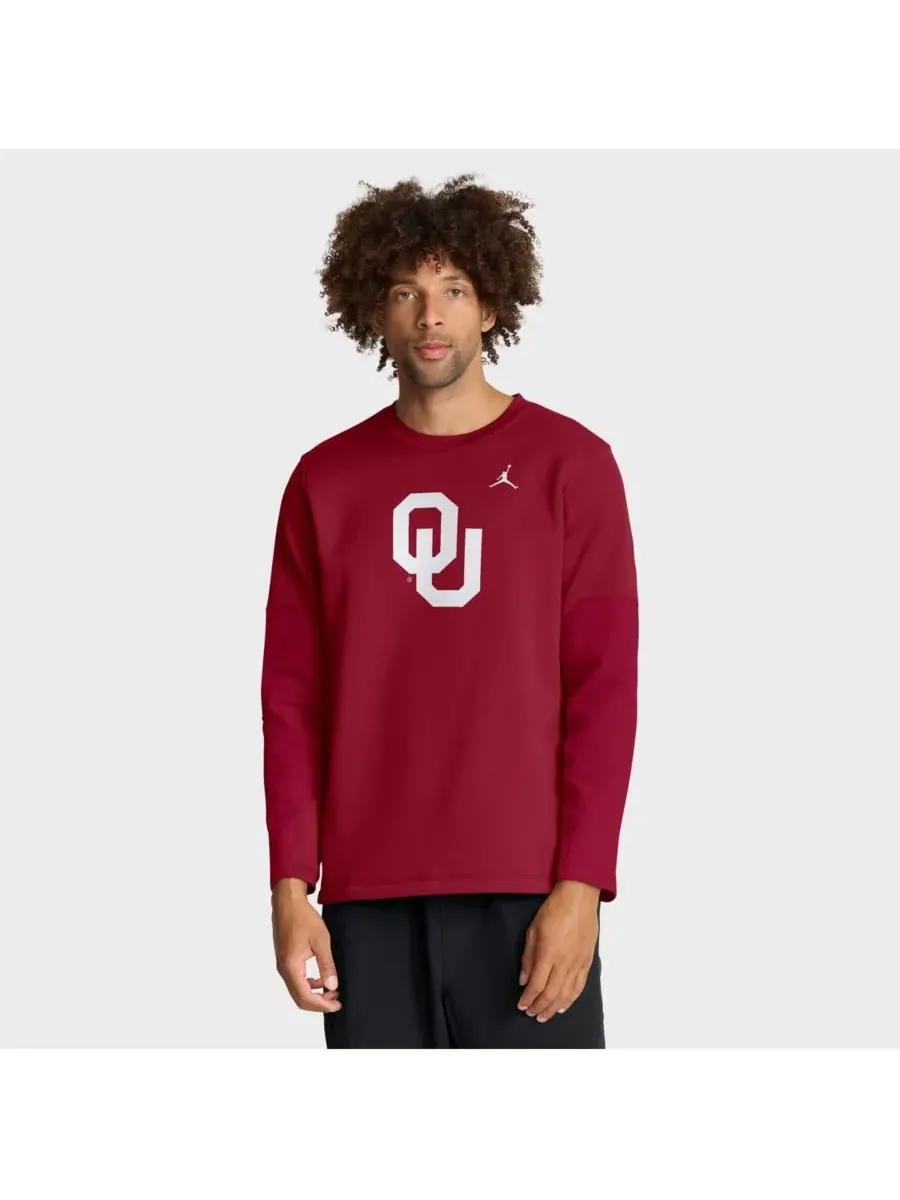 Jordan Мужская футболка с длинным рукавом "Crimson Oklahoma Sooners 2025 Sideline Coach Performance"