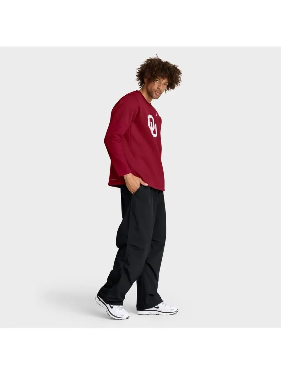 Jordan Мужская футболка с длинным рукавом "Crimson Oklahoma Sooners 2025 Sideline Coach Performance" — изображение 4 из 5