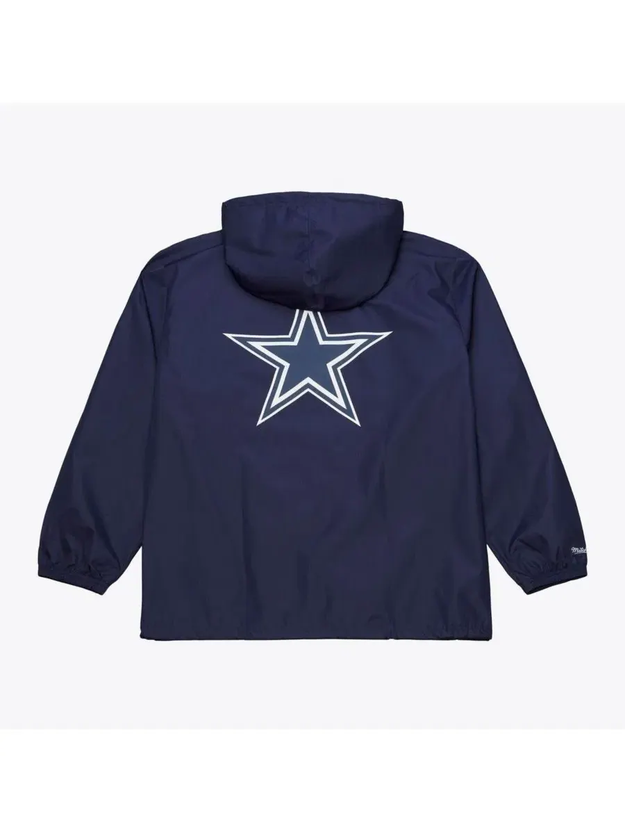 Мужская темно-синяя тренерская куртка Dallas Cowboys с капюшоном и застежкой на кнопках Mitchell & — изображение 2 из 4