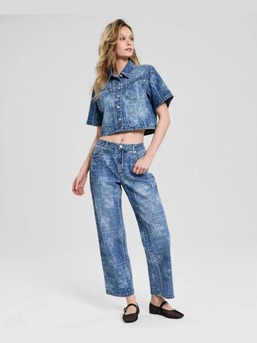 Женская укороченная джинсовая рубашка-бандана And Now This, Bandana Print — изображение 2 из 4