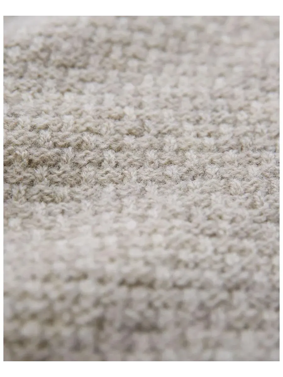 Женский кардиган из британской шерсти с моховой вышивкой Celtic & Co., Undyed Taupe — изображение 3 из 7