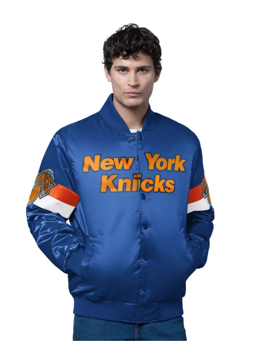 Куртка-ветровка сатиновая с полной застежкой на кнопках New York Knicks Triple Option Varsity