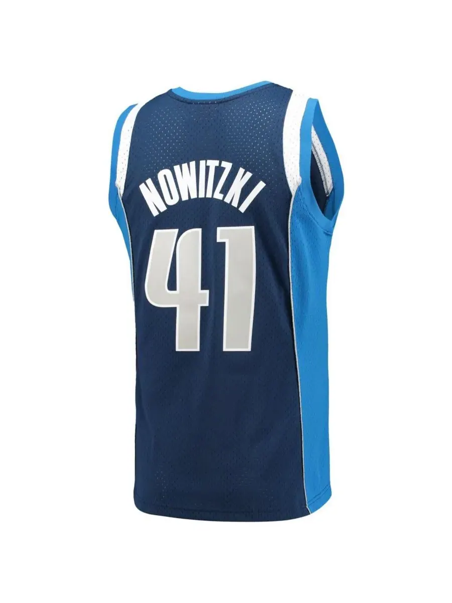 Mitchell & Ness Мужская темно-синяя майка Дирка Новицки из команды Dallas Mavericks сезона 2011-12 — изображение 3 из 3