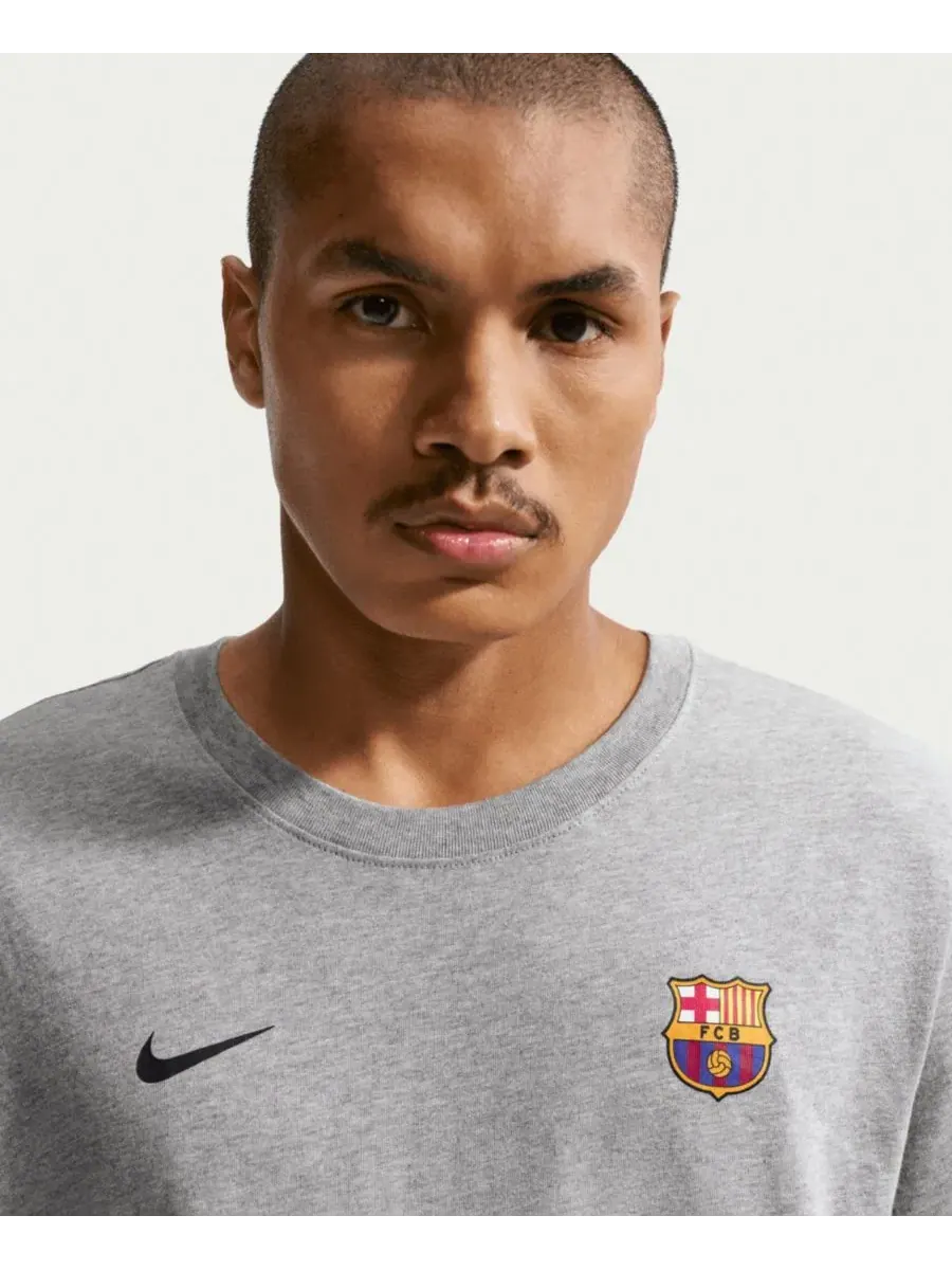 Футболка с принтом Crest Essential Барселона Nike — изображение 2 из 5, серый