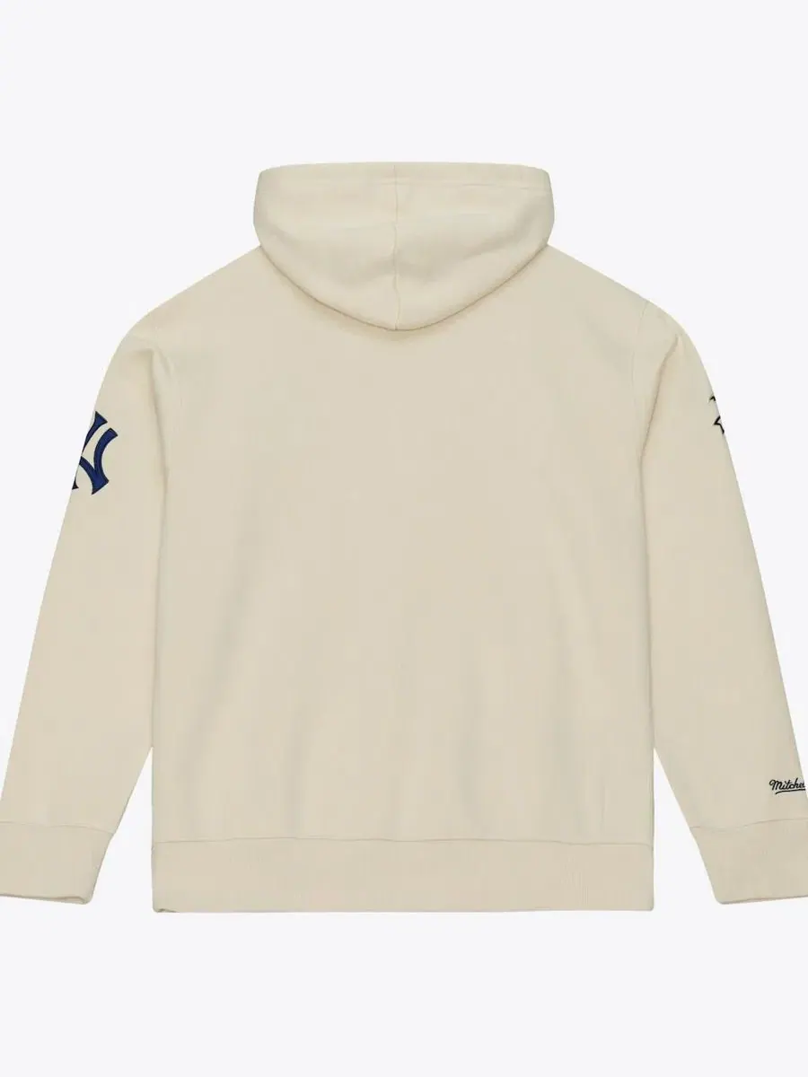 Худи с вышивкой New York Yankees Yacht Rock Mitchell & Ness — изображение 5 из 5, бежевый