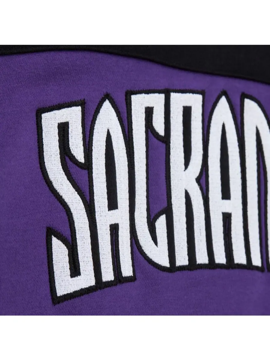 Mitchell & Ness Мужская фиолетовая толстовка с капюшоном Sacramento Kings Hardwood Classics Nights — изображение 3 из 5