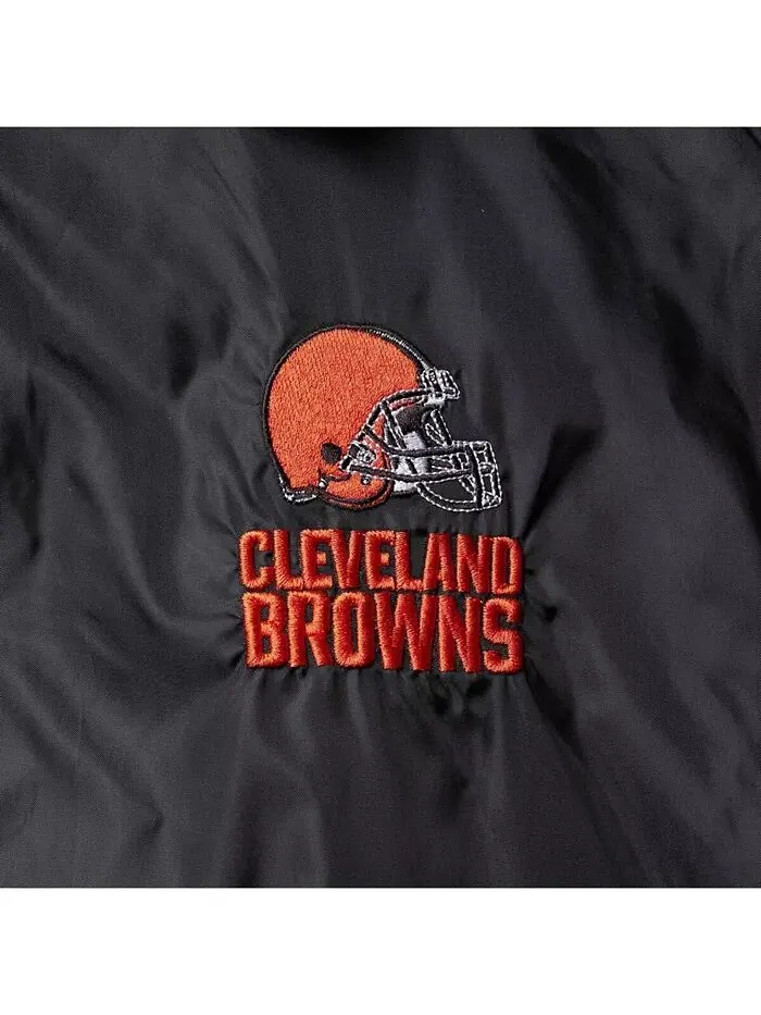 Мужская черная классическая ветровка-реглан Cleveland Browns Coaches на кнопках Dunbrooke — изображение 2 из 4