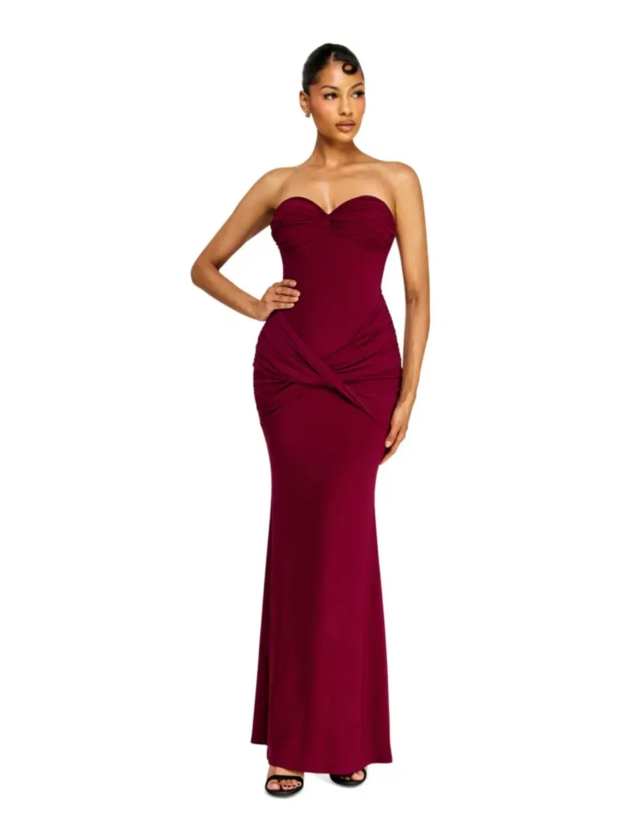 Платье вечернее с длинным рукавом, модель Long Sweetheart-Neck Gown Alex & Sophia, New Burg