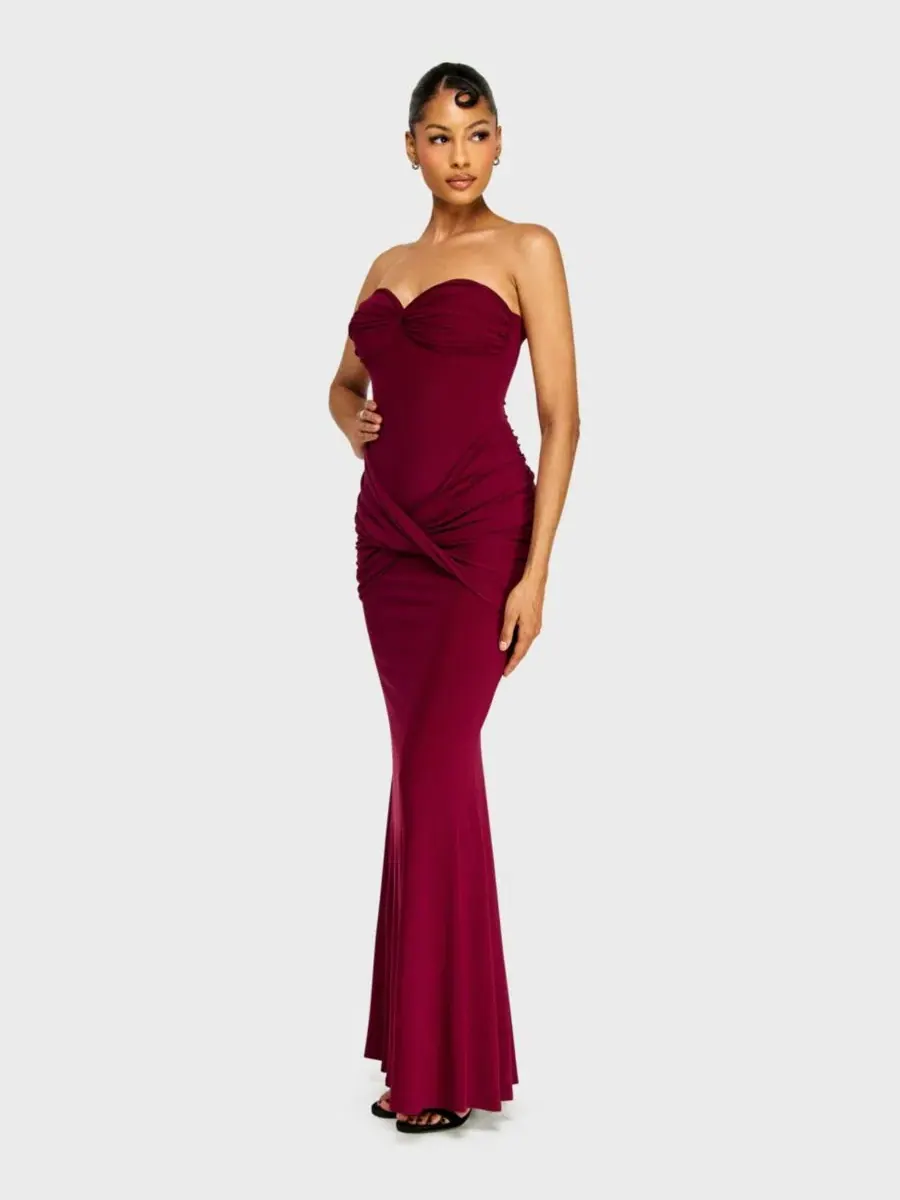 Платье вечернее с длинным рукавом, модель Long Sweetheart-Neck Gown Alex & Sophia, New Burg — изображение 2 из 6