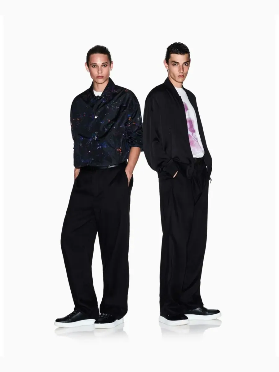 Мужская нейлоновая куртка с цветочным принтом A|X Armani Exchange, Flower Print — изображение 2 из 4