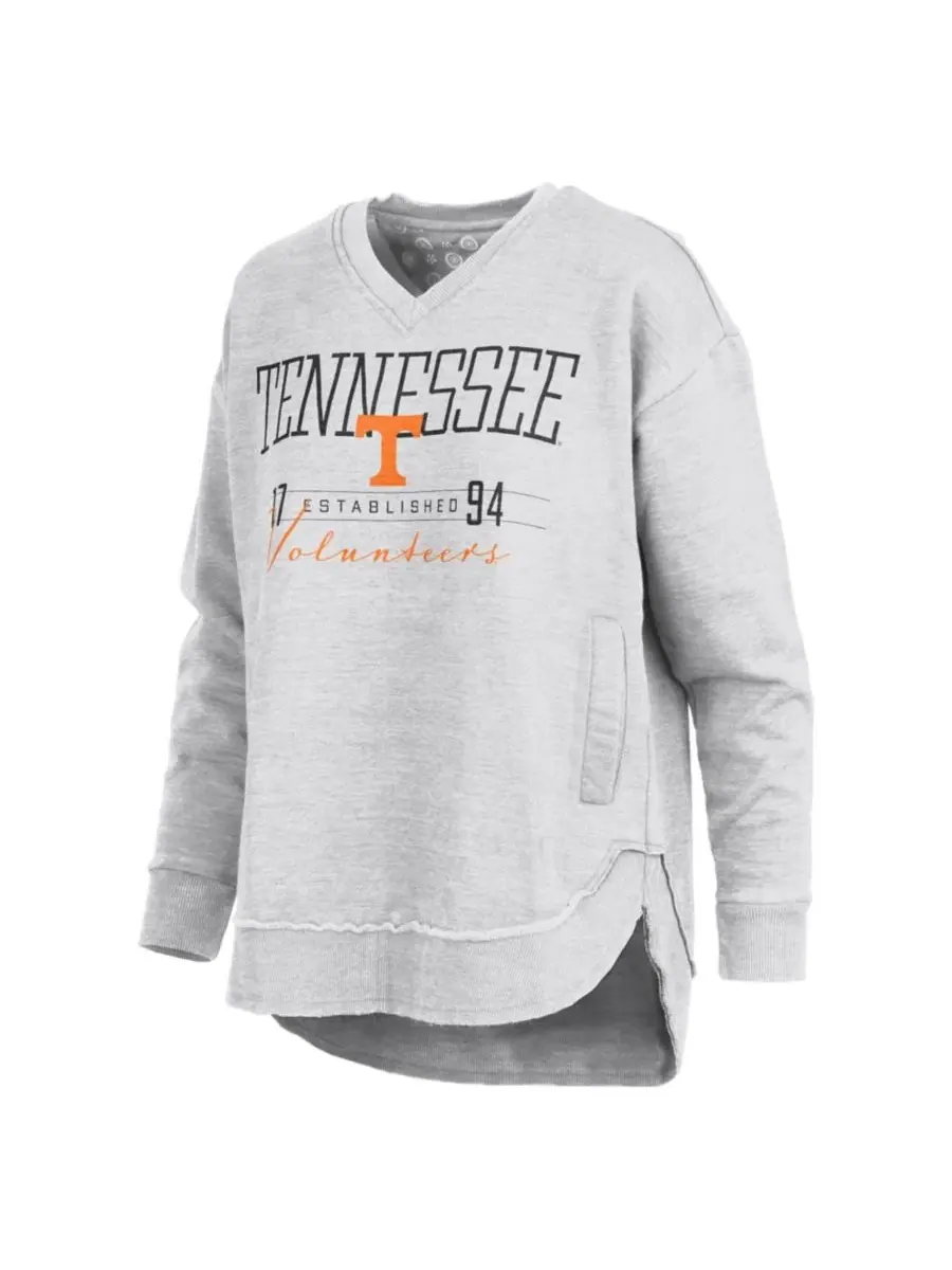 Женский пончо-свитшот с V-образным вырезом Tennessee Volunteers Marcus East Hall Poncho Pressbox — изображение 3 из 3, серый
