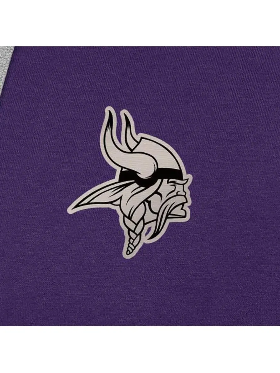 Antigua Мужская фиолетовая толстовка с капюшоном Minnesota Vikings Brushed Carbon Victory — изображение 4 из 4, фиолетовый