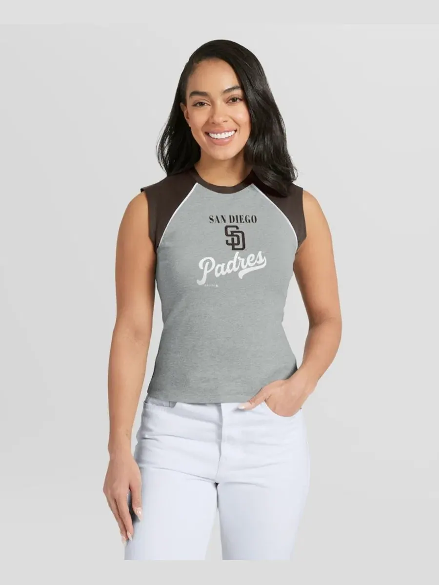 Женский топ-майка с кроп-длиной и реглан-рукавами San Diego Padres WEAR by Erin Andrews