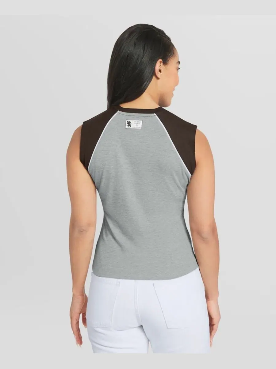 Женский топ-майка с кроп-длиной и реглан-рукавами San Diego Padres WEAR by Erin Andrews — изображение 4 из 4, серый