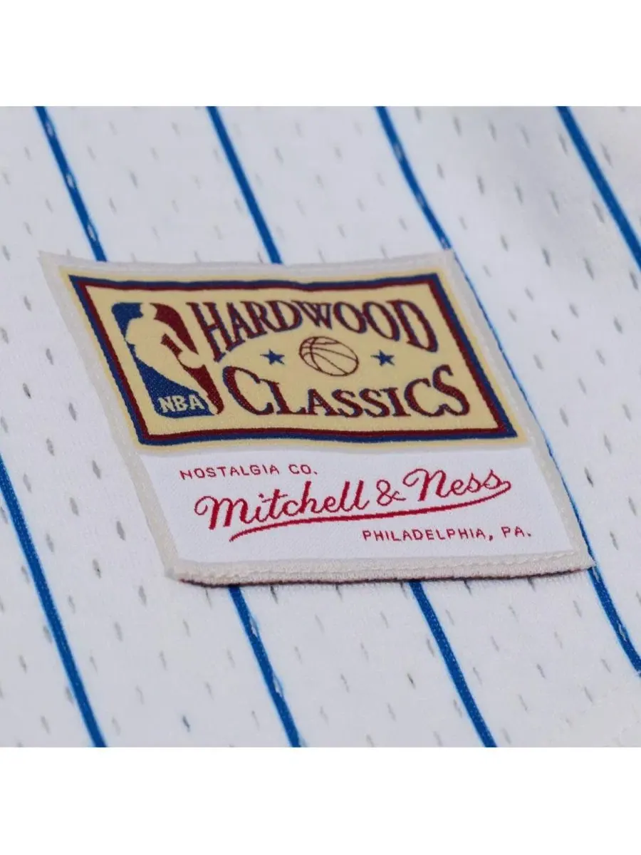 Мужская бейсбольная джерси Mitchell & Ness с вертикальными полосками — изображение 4 из 5, белый