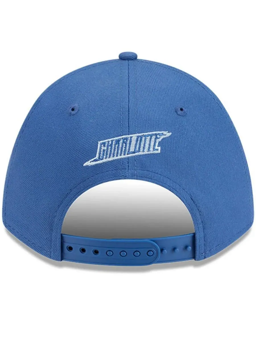 New Era Мужская синяя футболка Charlotte FC 2025 с регулируемой высотой и застежкой-крючком 9FORTY — изображение 2 из 5