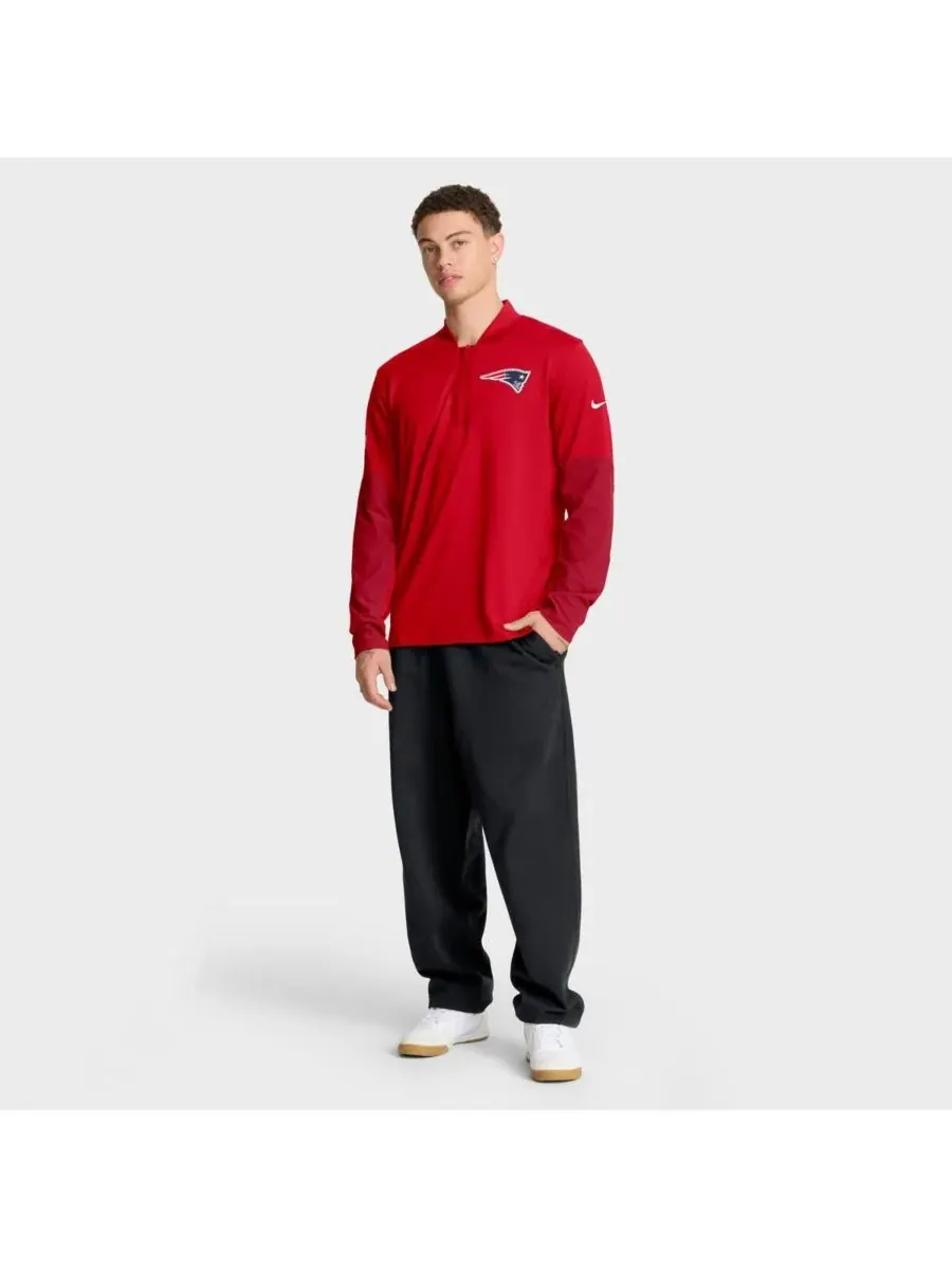 Nike Мужская красная толстовка с капюшоном New England Patriots Sideline Dri-FIT с — изображение 3 из 5, красный
