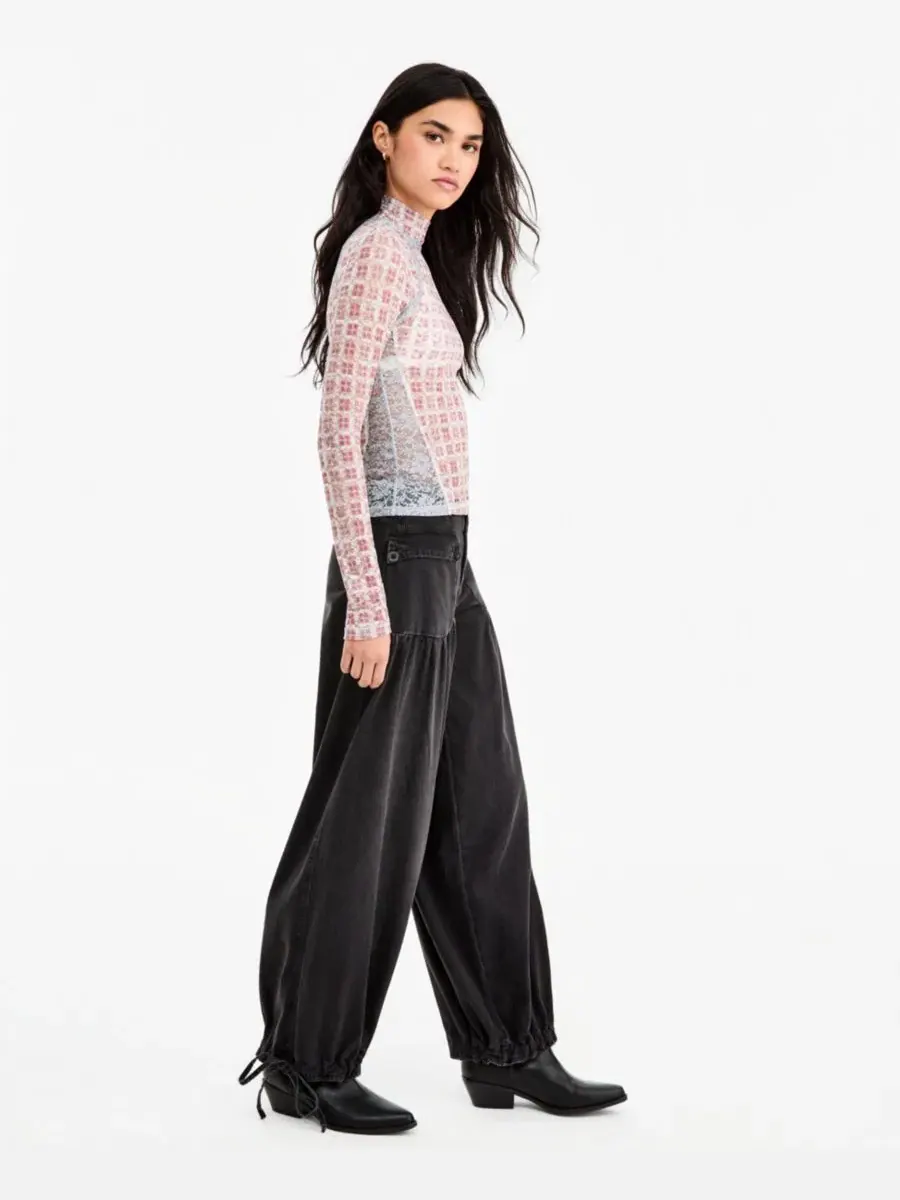 Широкие джинсы с завязками на щиколотках Lotus Free People, Smoke Show — изображение 3 из 8