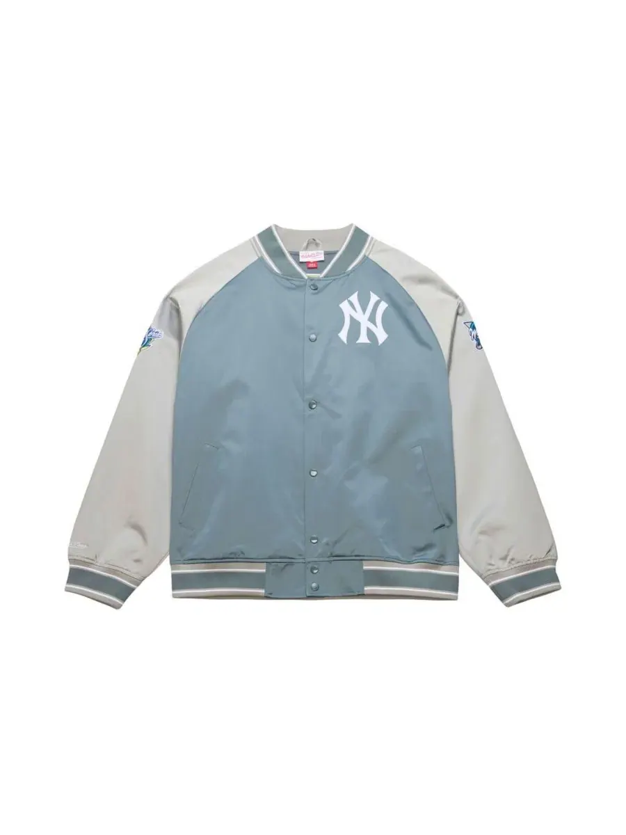 Куртка-бомбер легкая сатиновая New York Yankees Thunderstorm Head Coach Mitchell & Ness
