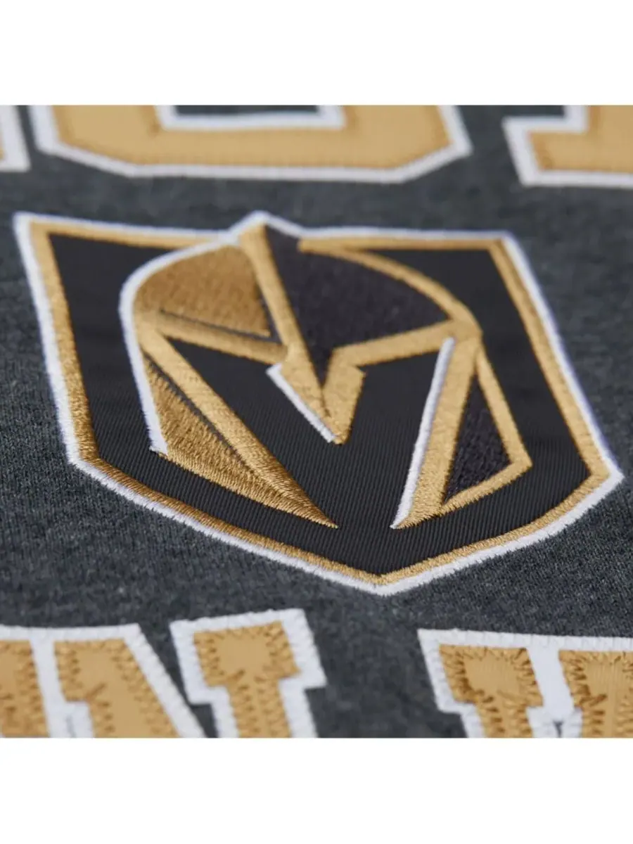Mitchell & Ness Мужская черная флисовая толстовка с надписью «Вегас Голден Найтс: Победа в плей-офф» — изображение 5 из 5