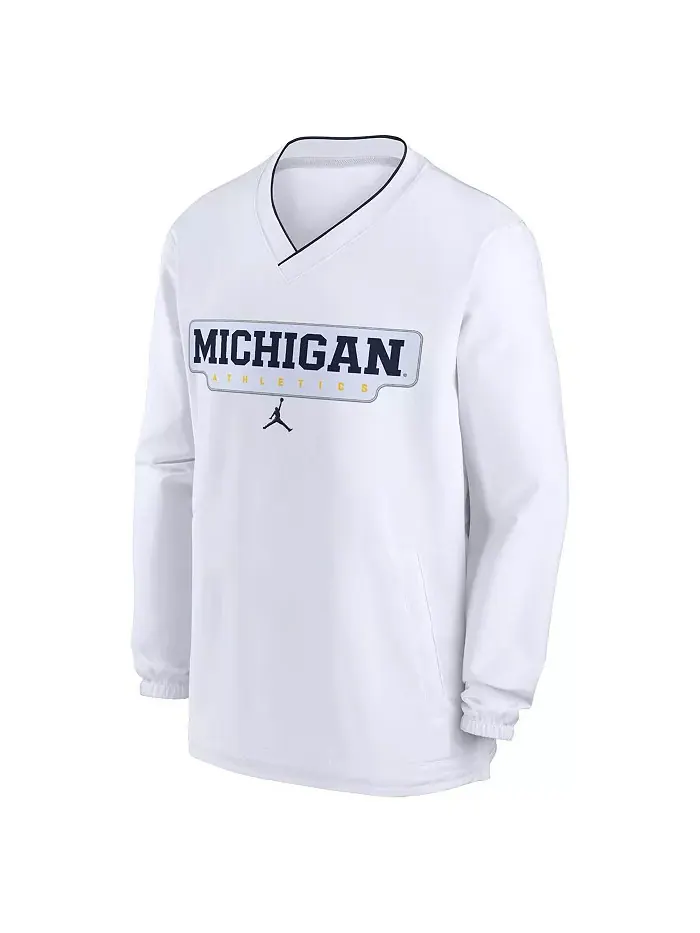 Мужская белая толстовка Michigan Wolverines 2024 Sideline Pullover Windshirt Jordan — изображение 3 из 3